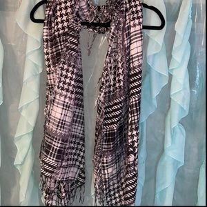 maurices plaid scarf❣️
